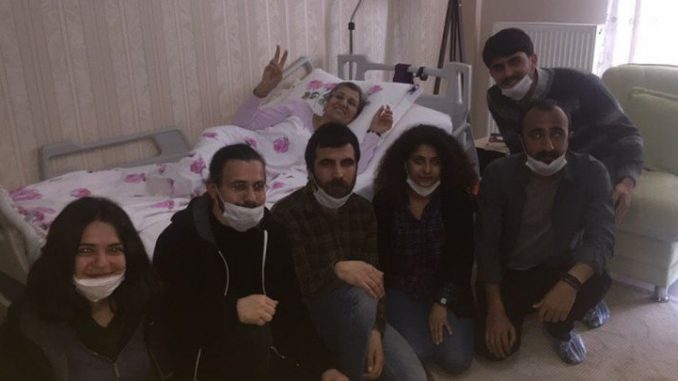 gençlikten-Leyla-güvene-ziyaret-780x405
